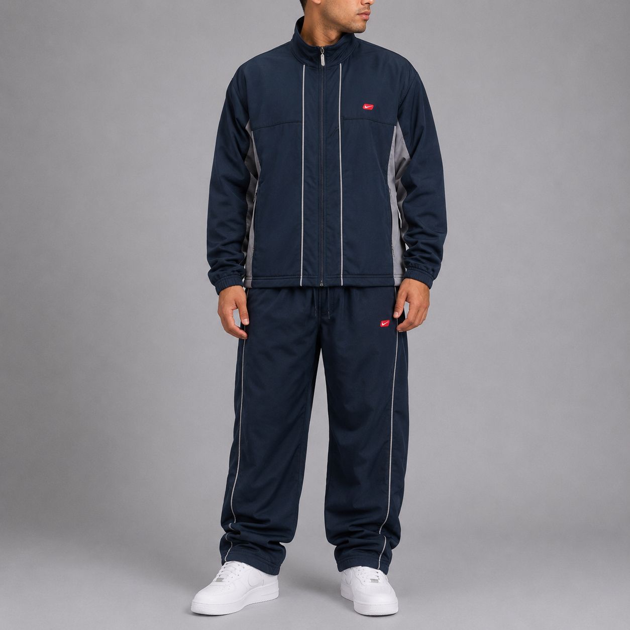 Nike tracksuit (M)