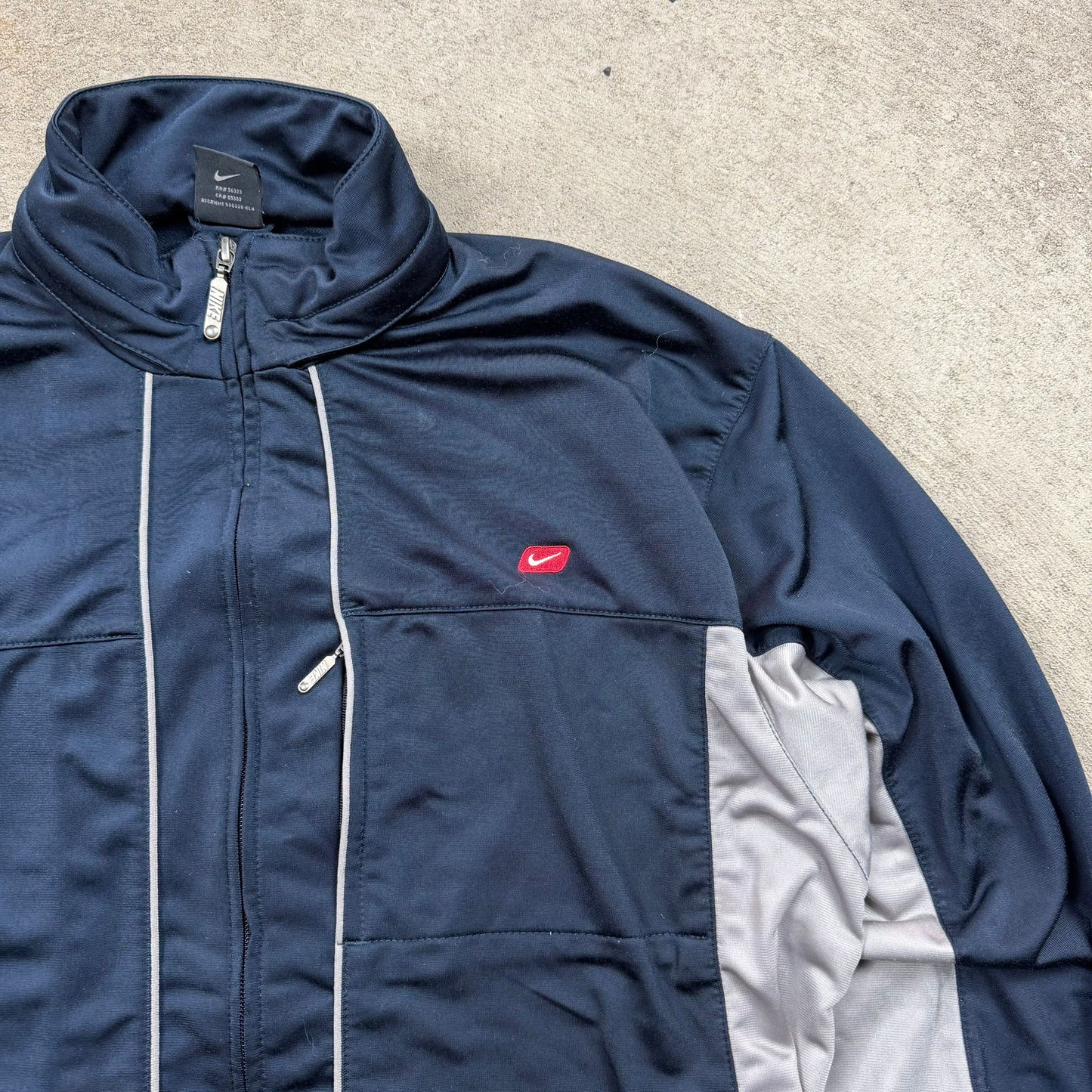 Nike tracksuit (M)