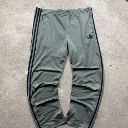 Adidas Tracksuit (L)